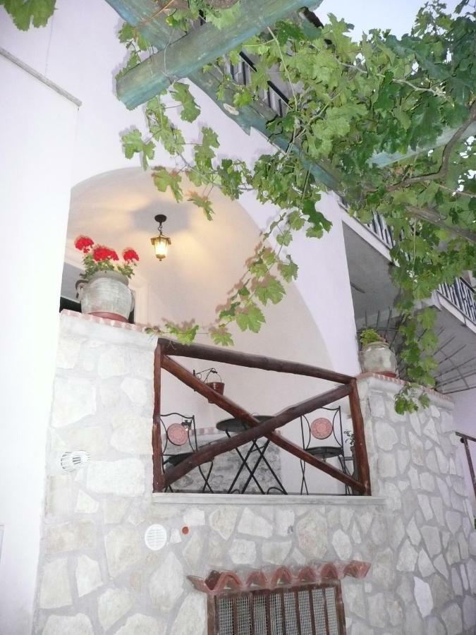 Residenza Antico Borgo Del Pozzo Lejlighedshotel Tramonti Eksteriør billede