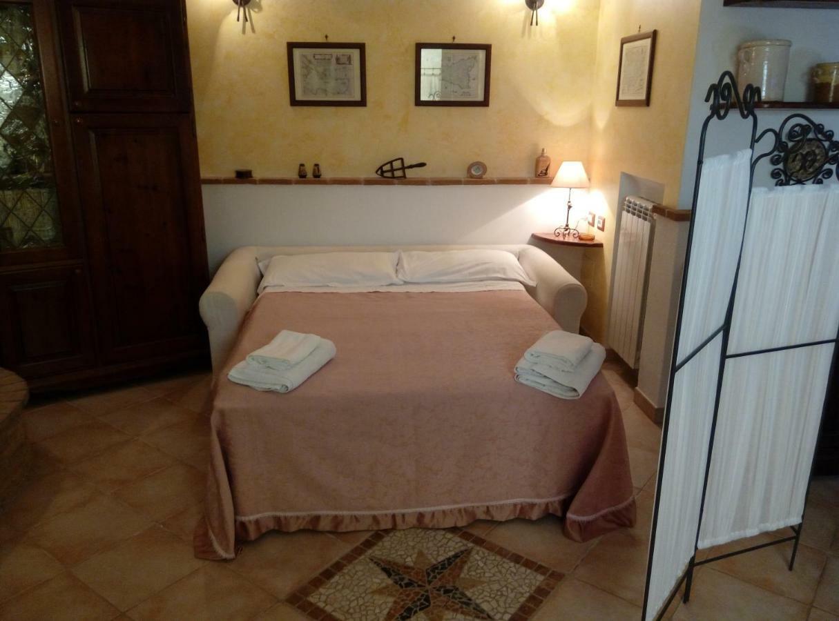 Residenza Antico Borgo Del Pozzo Lejlighedshotel Tramonti Eksteriør billede