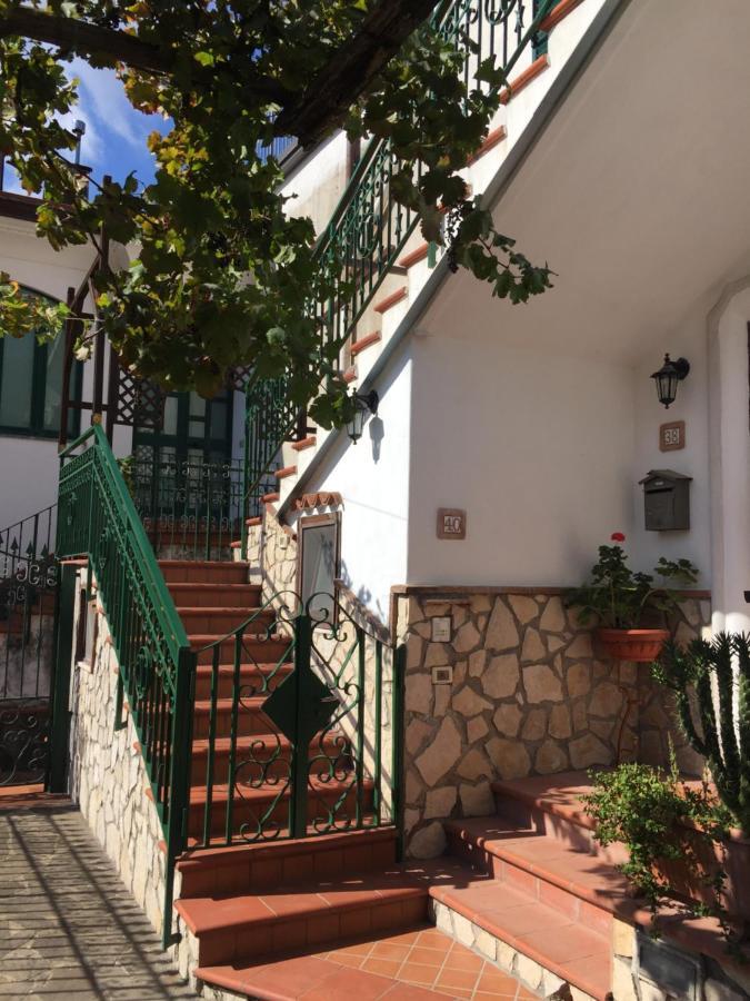 Residenza Antico Borgo Del Pozzo Lejlighedshotel Tramonti Eksteriør billede